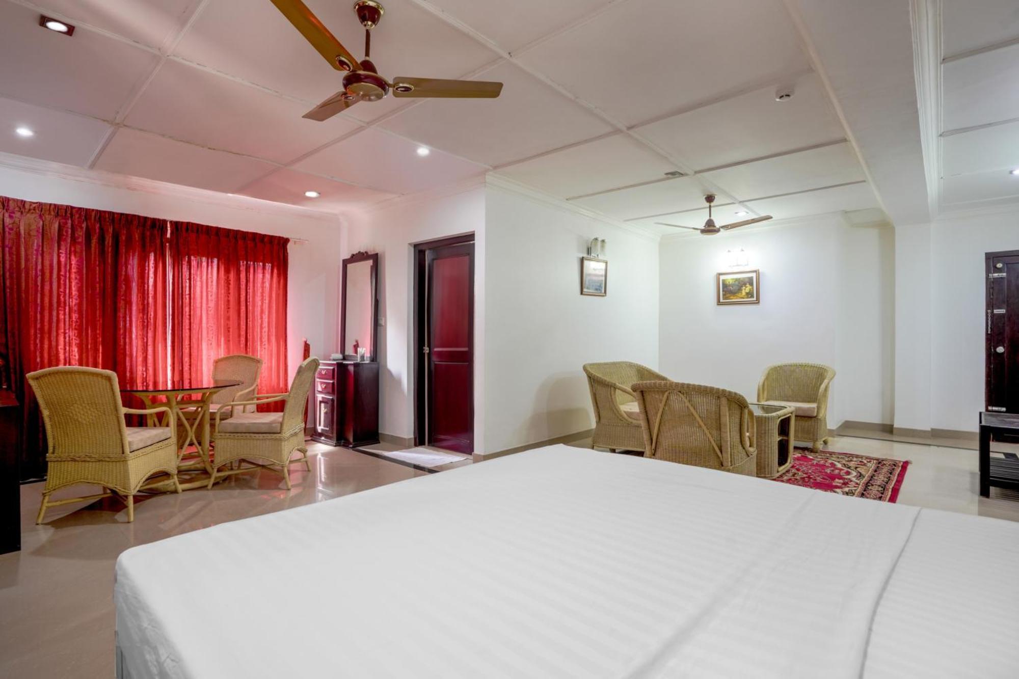Palette Resorts- Tapovan Green County Thattakad Bagian luar foto