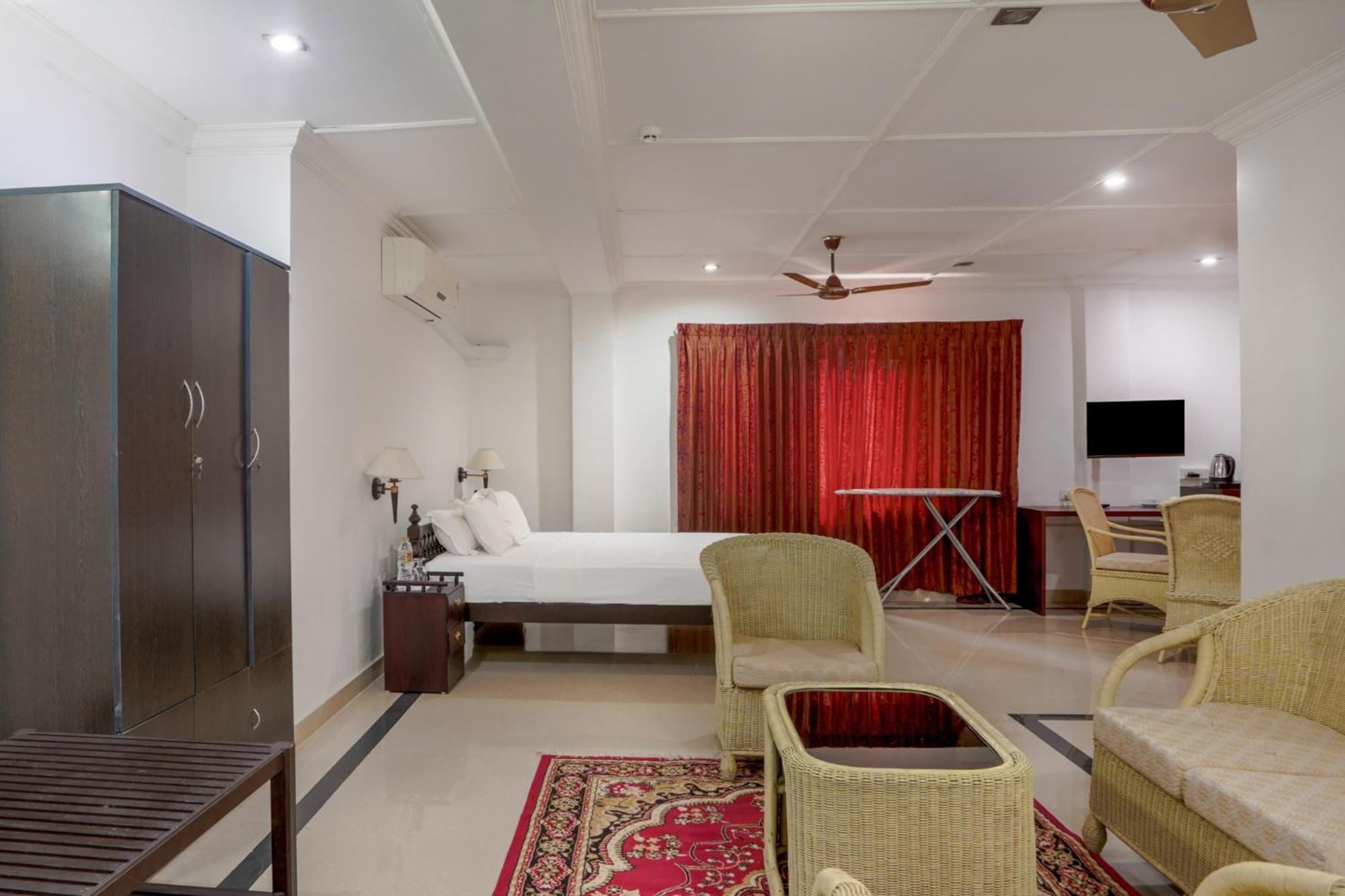 Palette Resorts- Tapovan Green County Thattakad Bagian luar foto