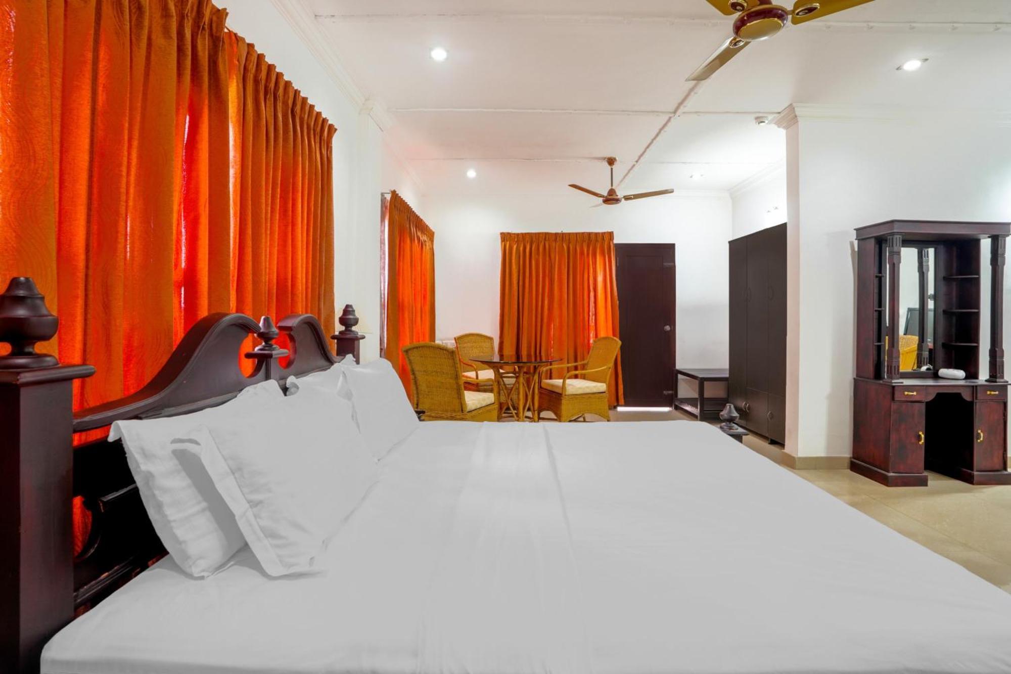 Palette Resorts- Tapovan Green County Thattakad Bagian luar foto